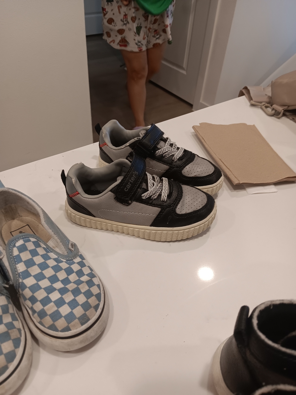 Kids Shoe Bundle Size All Size 9 - Picture 5 of 7